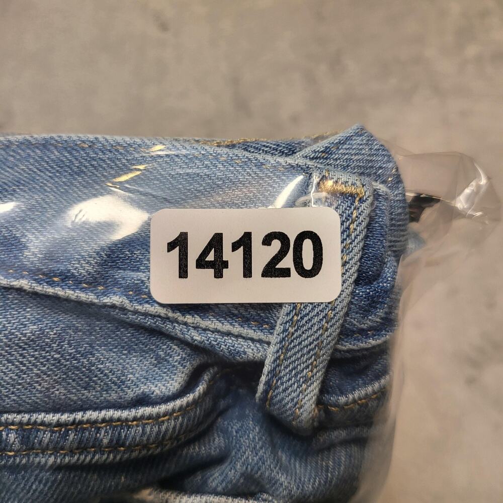 Universal Thread Jeans Womens 12 Blue Mid Rise 90s Baggy Wide-Leg Distressed - Picture 11 of 11